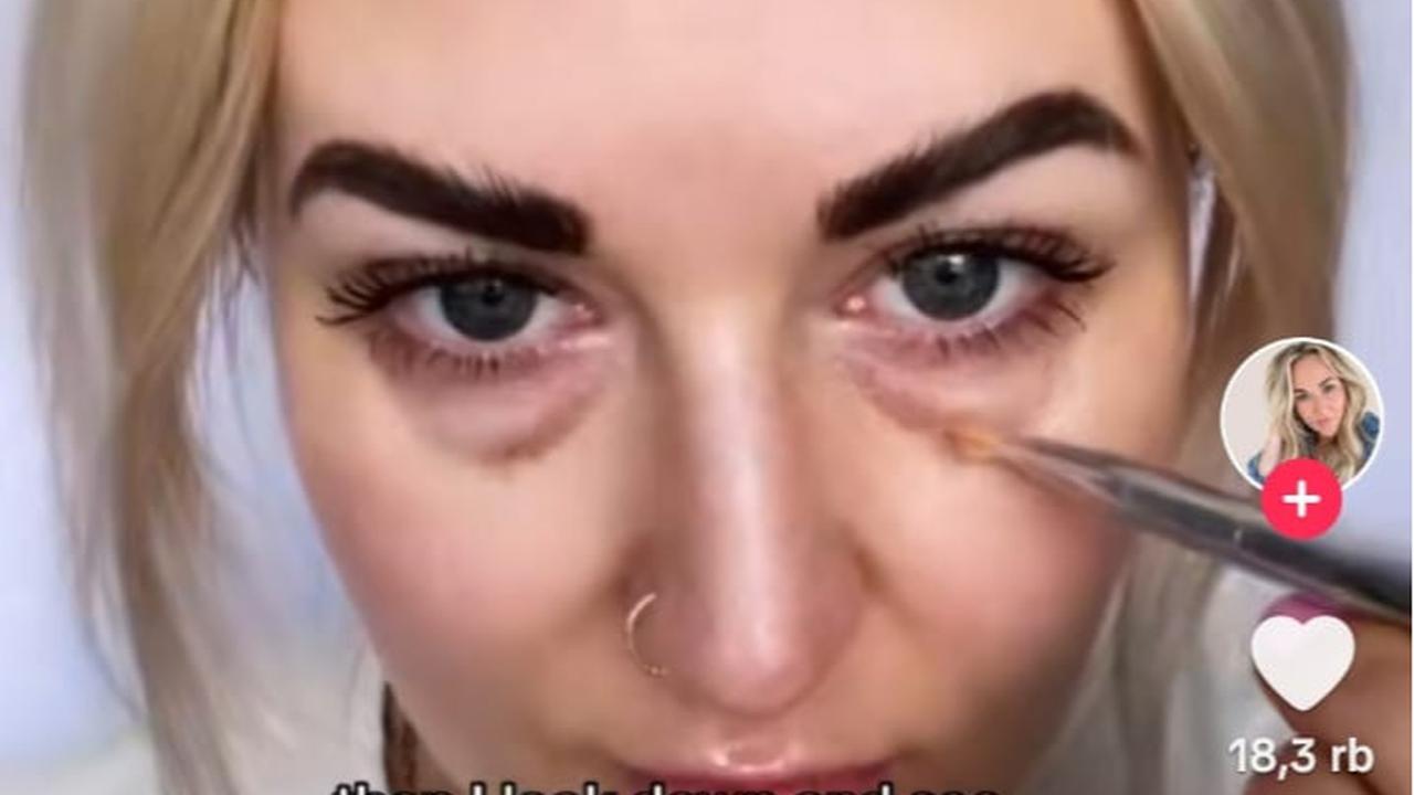 Apply Dark Color Corrector