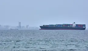 Iran Klaim Bakal Kelola Selat Hormuz Sesuai Hukum Internasional