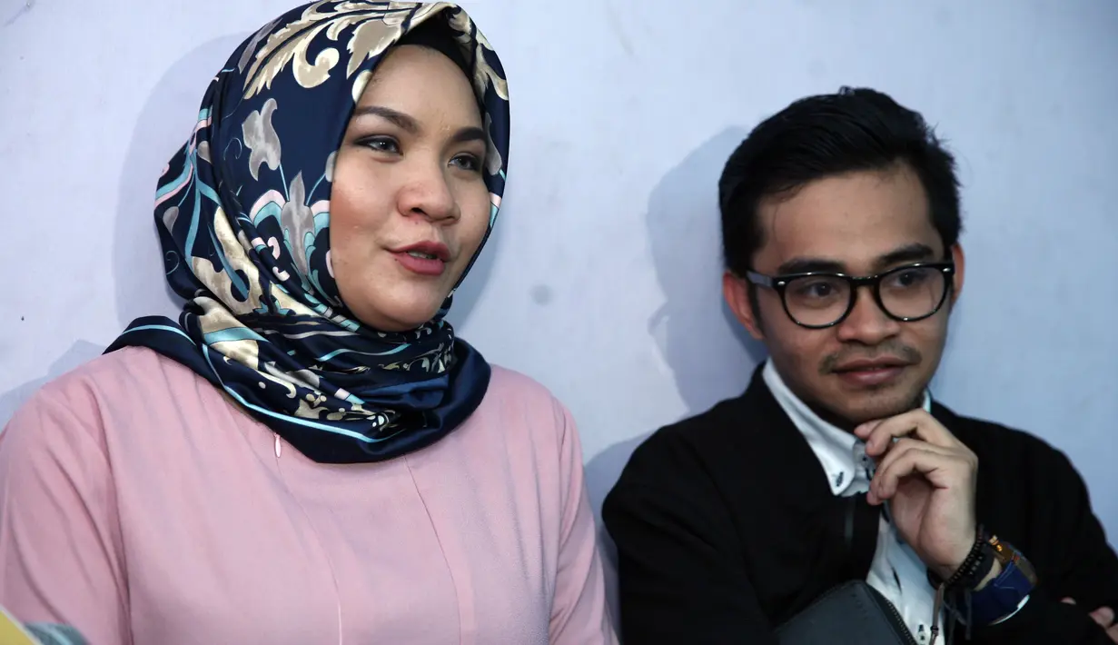 Meski tengah hamil anak kedua, keputusan Georgia mengajukan gugatan cerai ke Pengadilan 20 Oktober 2017 itu sudah melalui proses panjang. Berpikir matang sebelum akhirnya mengajukan gugatan cerai. (Nurwahyunan/Bintang.com)