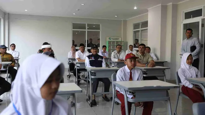 Retret Bekali Kepala Sekolah Rakyat: Operasi Dimulai Juli 2025