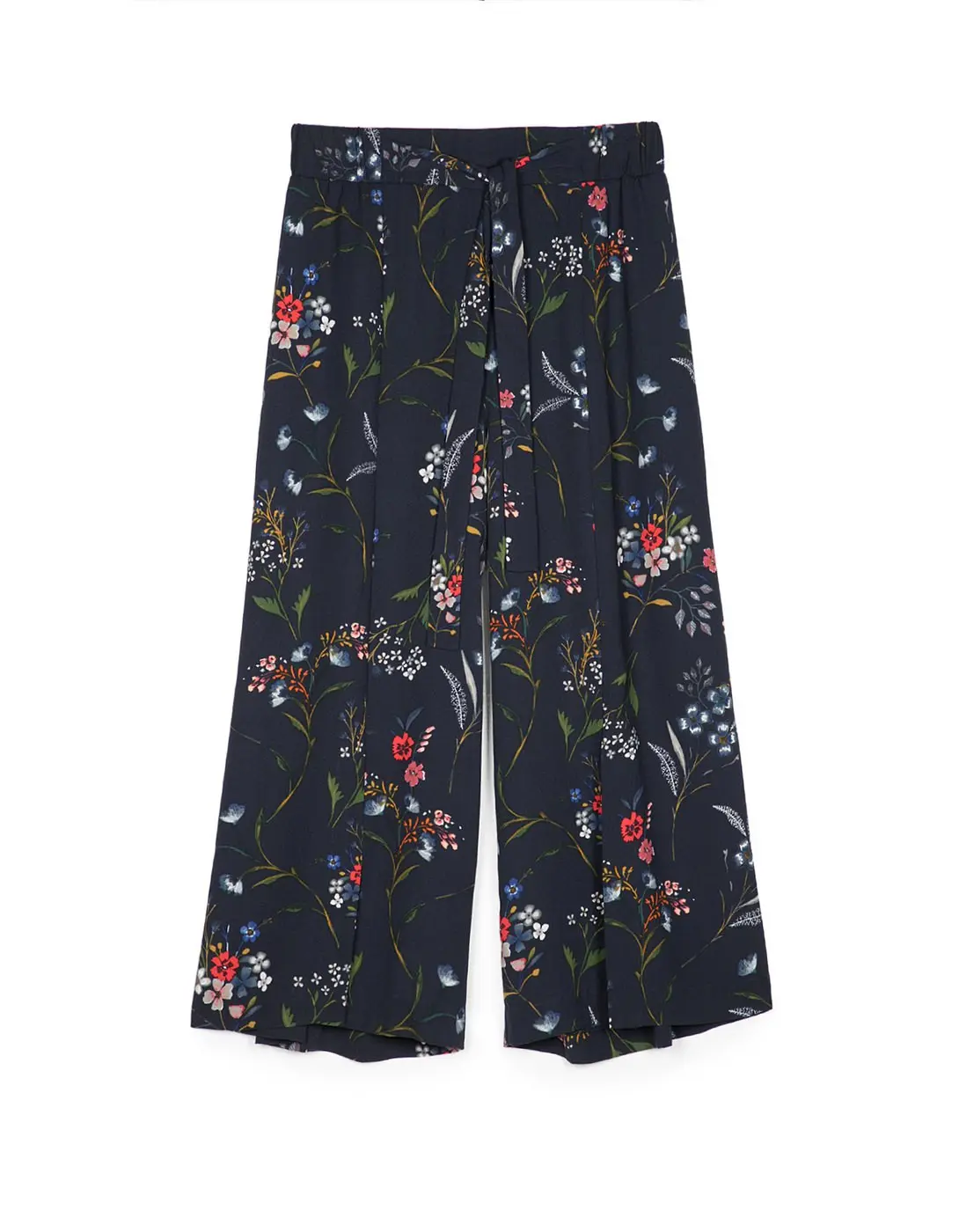Printed flowing culottes, Rp 329900. (stradivarius.com)