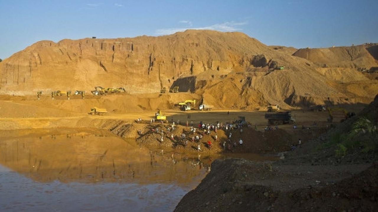 Menengok tambang batu giok terbesar di Myanmar