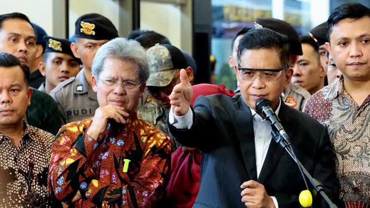 VIDEO: Terungkap! Sosok 'Pembisik' Prabowo & Alasan Beri Abolisi Tom Lembong, Amnesti Hasto PDIP