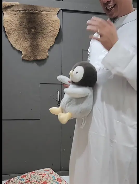 "Alhamdulillah saat ini kami sudah menyelesaikan apa-apa yang menjadi kekurangan di diri kami  berdua," tulis Bebi Silvana dalam unggahan 26 Mei. [Instagram/bebi.silvana]