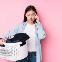 Ilustrasi Mencuci Baju Credit: freepik.com