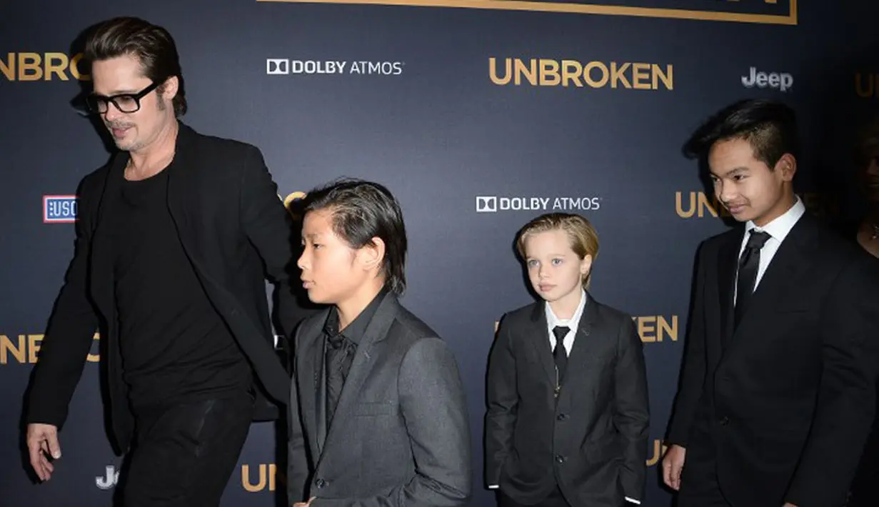 Dalam rangka perayaan Natal dan libur akhir tahun, seorang sumber mengatakan pada In Touch Weekly, Pitt meminta tambahan waktu sebanyak lima jam untuk bisa bertemu dan menghabiskan waktu dengan anak-anaknya. (AFP/Bintang.com)