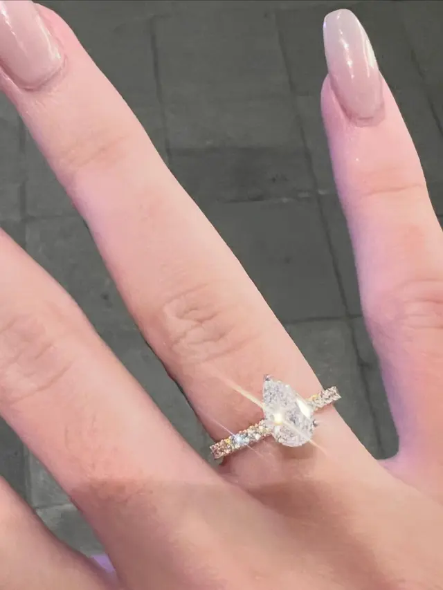 Cassandra Lee dilamar (Instagram/cassandraslee)