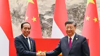 Presiden Joko Widodo (Jokowi) menggelar pertemuan bilateral dengan Presiden Republik Rakyat Tiongkok (RRT) Xi Jinping, di Great Hall of the People, Beijing, Selasa, (17/10/2023). (Dok. Biro Pers Sekretariat Presiden)