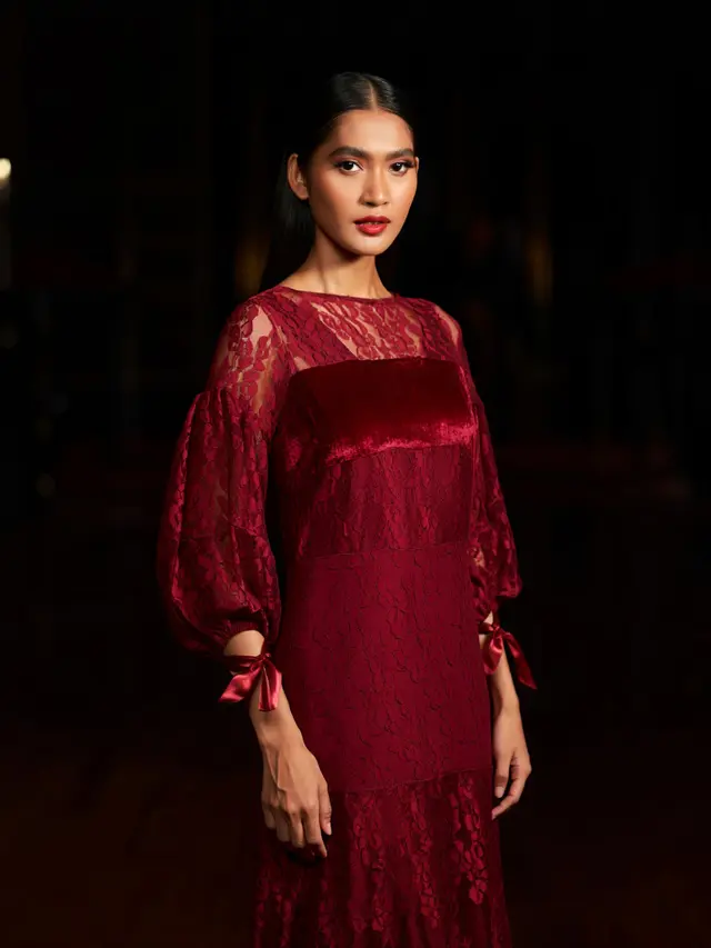 Longdress Kombinasi Brokat Lengan Balon
