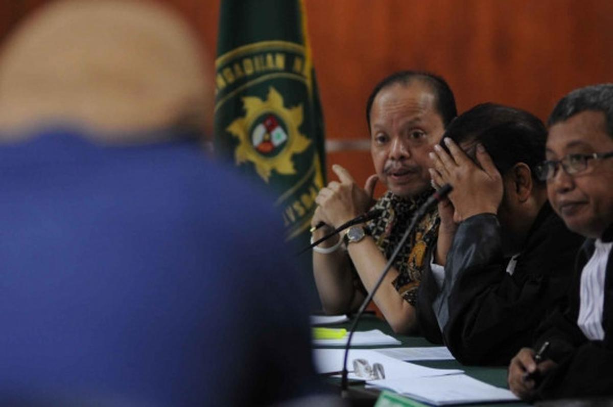 Sutan Bhatoegana dengar kesaksian Waryono Karno di sidang kasus ESDM