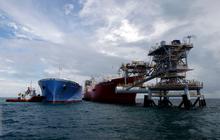 Antrean Kapal Dunia Membludak, Ini Strategi PLN EPI Amankan LNG