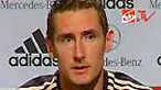 Miroslav Klose, David Villa, Wesley Sneidjer dan Thomas Muller akan bersaing menjadi pencetak gol terbanyak di Piala Dunia 2010 Afrika Selatan untuk merebut sepatu emas. Saat ini, David Villa memimpin daftar pencetak gol terbanyak dengan enam gol. 