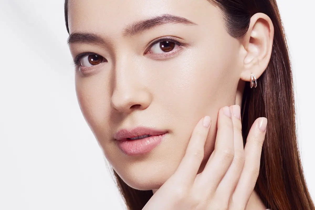 Serum Caidiou ampuh mencerahkan kulit wajah