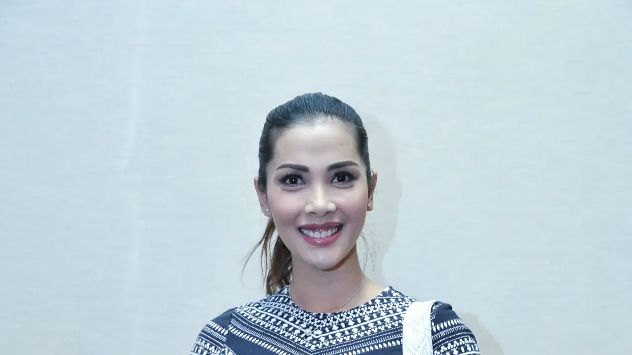 Nadia Mulya