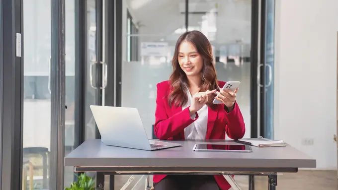 wanita september finansial