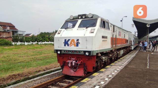 Harga Tiket Kereta Api Ekonomi PSO, Jakarta - Jogja Hanya 74 Ribu!