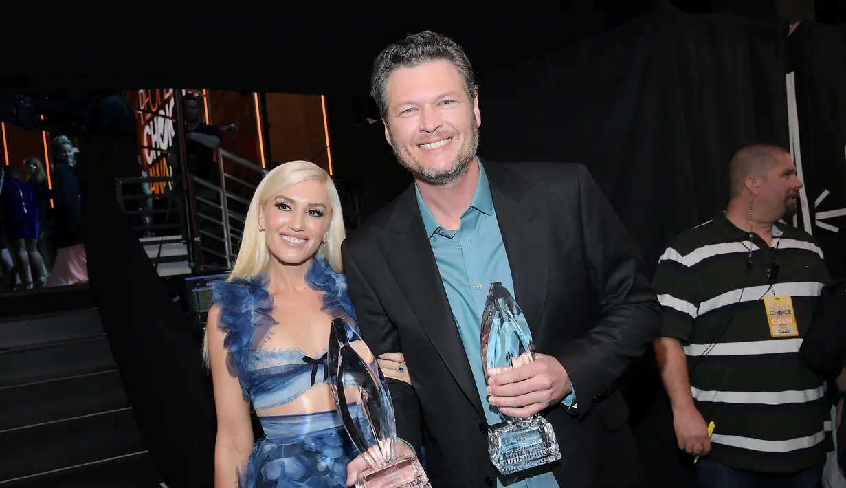 Keluarga Gwen sendiri bahkan sudah merestui hubungan mereka dan sangat menyukai Blake. (CHARLEY GALLAY  GETTY IMAGES NORTH AMERICA  AFP)