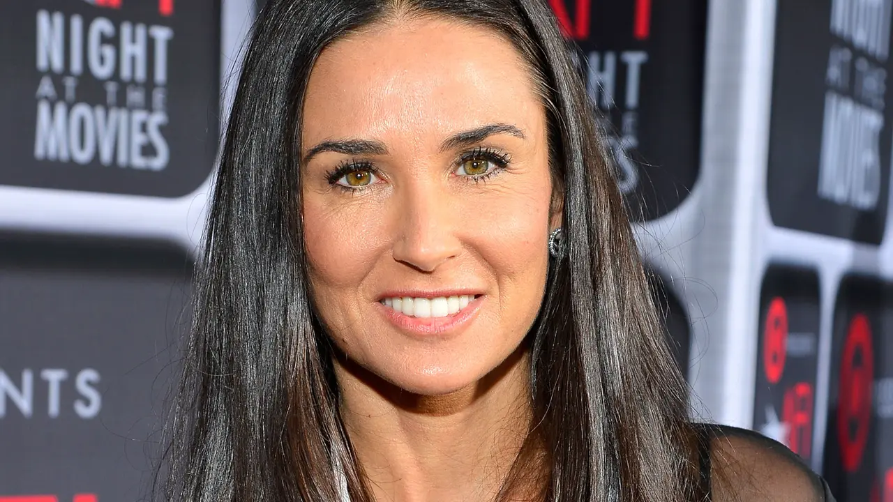 [Bintang] Demi Moore