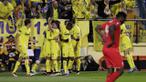 Video highlights pertandingan antara Villarreal melawan Liverpool yang berakhir dengan skor 1-0 dalam lanjutan semifinal Liga Europa leg pertama, Jum'at (29/4/2016) WIB. Adrian jadi penentu kemenangan Villarreal berkat golnya di menit akhir pertandin...