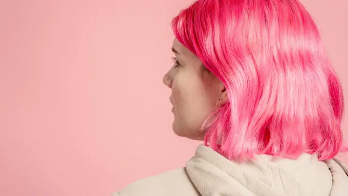 6 Tips Merawat Rambut Berwarna Agar Tetap Berkilau dan Tahan Lama