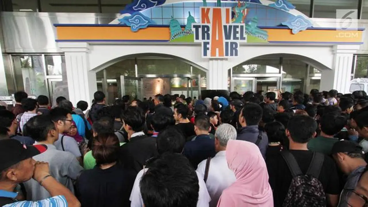 [Bintang] Bete Antre Tiket di KAI Travel Fair? Lakukanlah Hal Ini