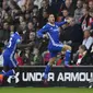 Eden Hazard rayakan gol ke gawang Southampton (Reuters / Toby Melville )