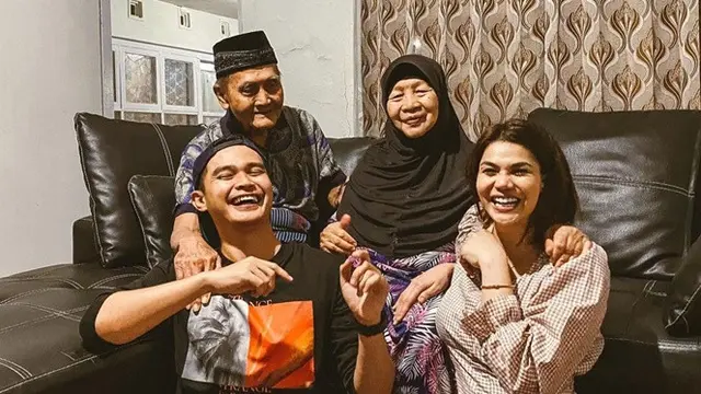 5 Momen Kebersamaan DJ Butterfly Bareng Keluarga Aiman Ricky, Sudah Akrab