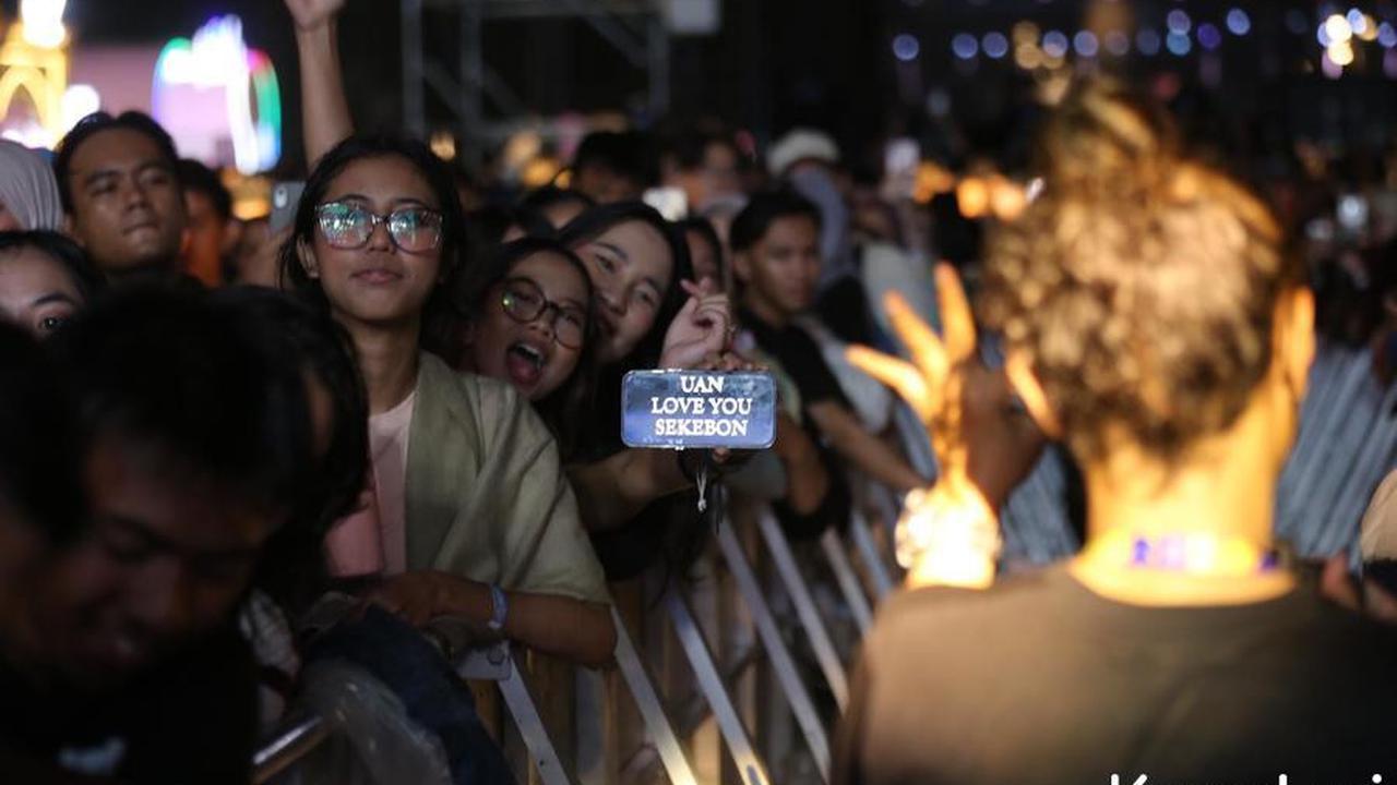 10 Potret Juicy Luicy Bikin Baper Puluhan Ribu Penonton di KapanLagi Buka Bareng BRI Festival 2025, Suaranya Adem Banget
