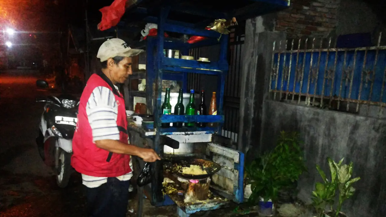 Penjual mi kuah