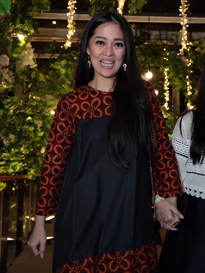 [Bintang] Gracia Indri