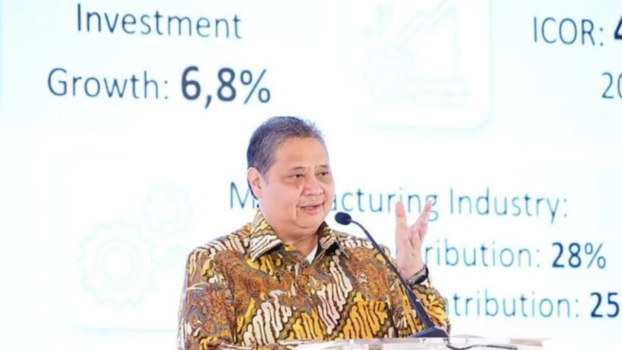 Dari segi produk domestik bruto (PDB) per kapita, Indonesia perlu meningkatkan PDB per kapita menjadi di atas 10.000 dolar AS pada 2030.