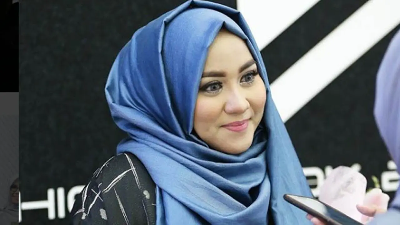 Anniesa Hasibuan