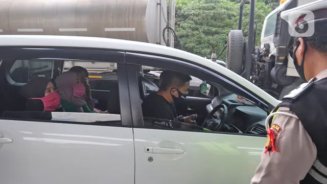 Dirlantas Polda Metro Paksa Putar Balik 20 Ribu Kendaraan