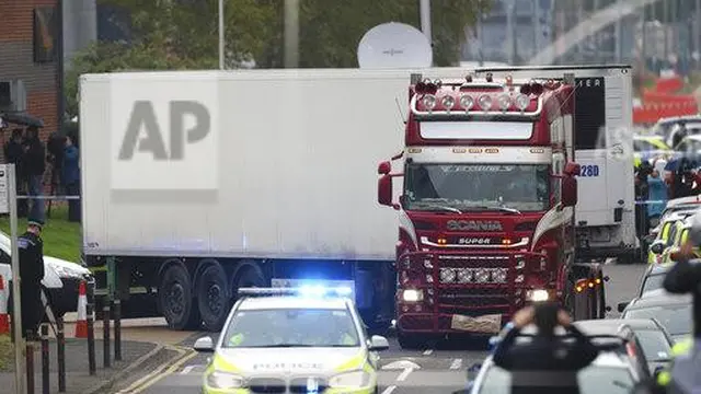 39 Jasad Ditemukan dalam truk di Essex, Inggris.