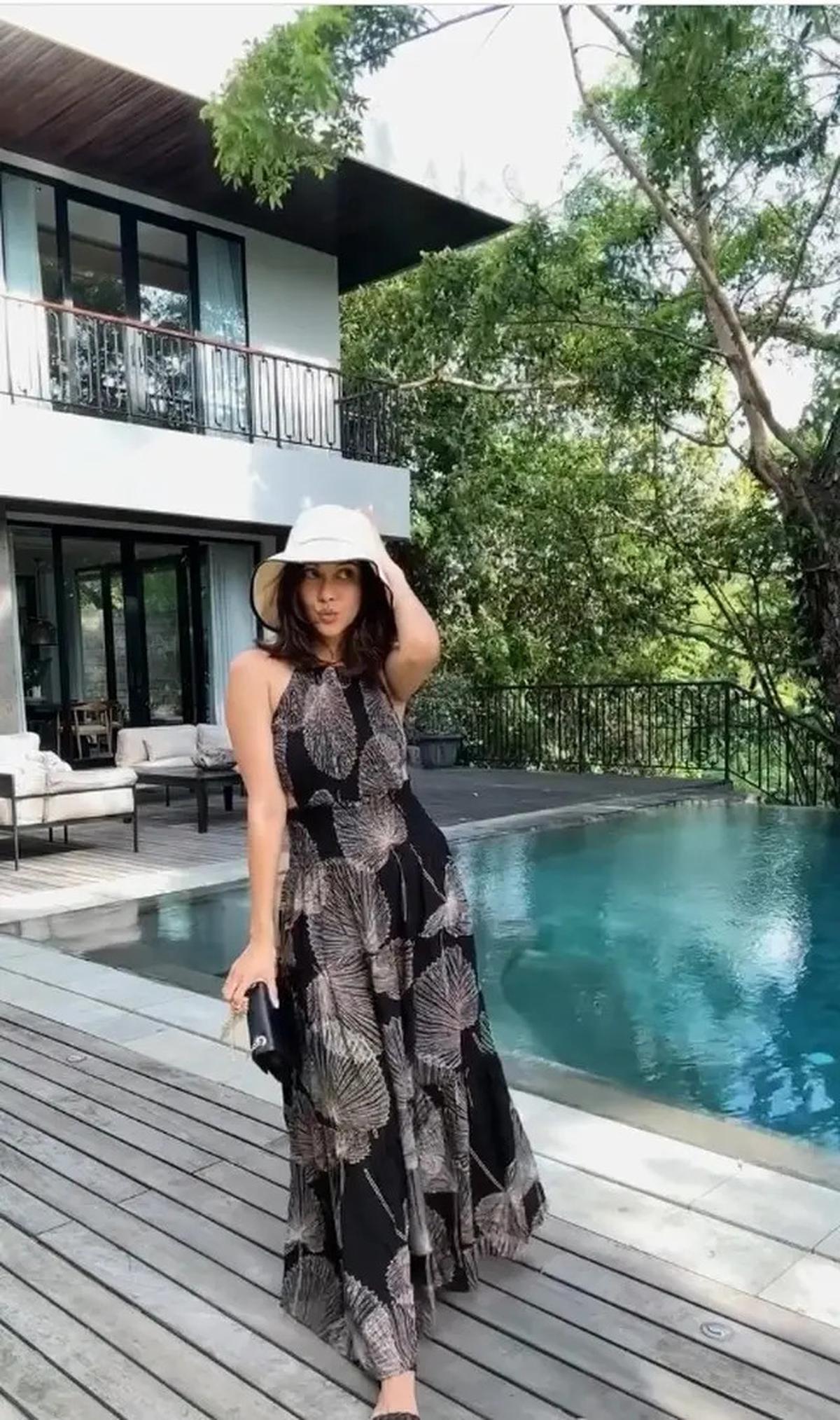 10 Potret Rumah Nana Mirdad di Bali Bergaya Modern Tropis, Nyaman dan Asri
