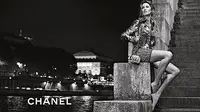 Tanpa Alas Kaki, Gisele Bundchen tetap Memukau di Iklan Chanel