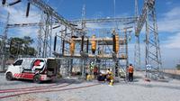 PLN mengoperasikan Sistem Interkoneksi 150 kV Sumatera-Bangka melalui kabel listrik bawah laut. Dengan begitu, pertumbuhan konsumsi listrik di pulau penghasil timah tersebut dapat dipenuhi.