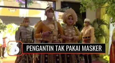 Pesta pernikahan putra Wakil Wali Kota Jayapura viral di media sosial, karena dinilai melanggar protokol kesehatan. Dalam acara ini pengantin wanita tidak memakai masker.