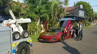 Polda Jatim Selidiki Dokumen Mobil Lamborghini yang Terbakar di Surabaya