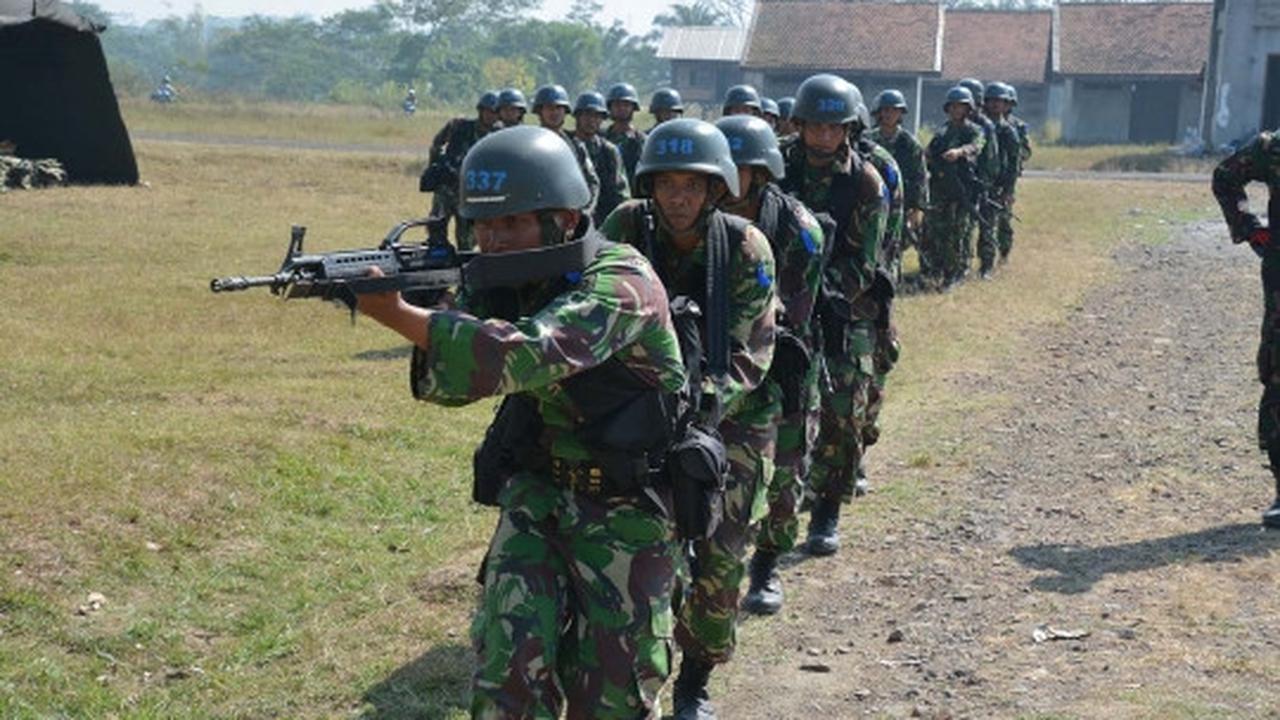 Aksi pertempuran jarak dekat pasukan Kostrad di Batujajar