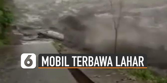 VIDEO: Viral Detik-Detik Mobil Terbawa Arus Lahar Dingin