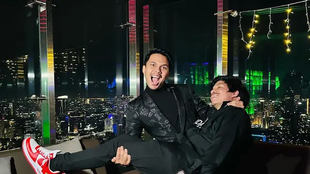 Tak Bersama Fuji, Ini Potret Kekompakan Thariq di Ultah Atta Halilintar