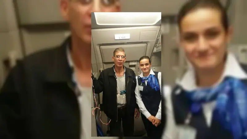 Tak Hanya Penumpang, Pramugari Selfie dengan Pembajak Egypt Air ?