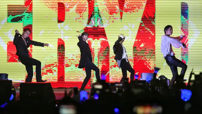 [Fimela] WINNER di ON OFF Festival 2019