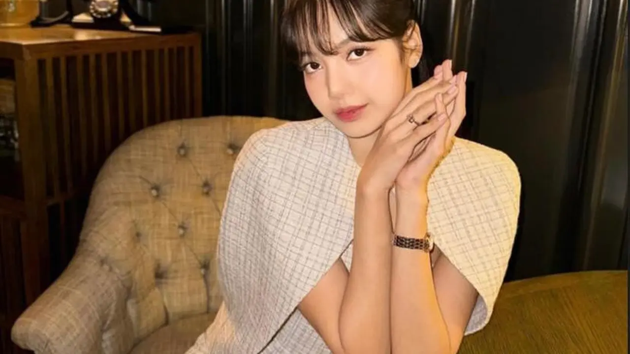 Lisa berhasil mencatatkan sebagai solois K-Pop perempuan tercepat yang raih 7 juta pengikut di Spotify. (Instagram.com/@lalalalisa_m)