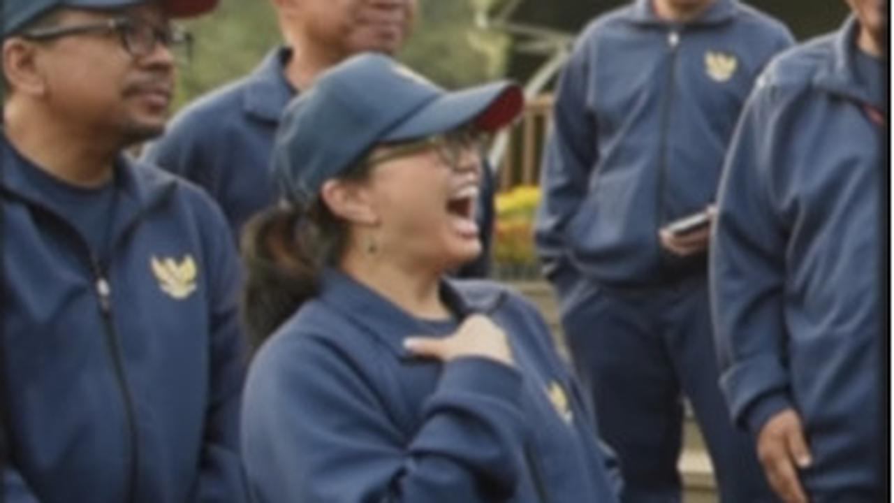 Tawa Ngakak Profesor Stella Bicara  Depan Presiden Prabowo & Jenderal Senior Kopassus di Lembah Tidar
