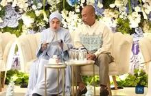 Potret Aisyahrani Gelar Pengajian Sebelum Berangkat Ibadah Haji Bersama Suami, Dekorasi Mewah & Acara Penuh Haru