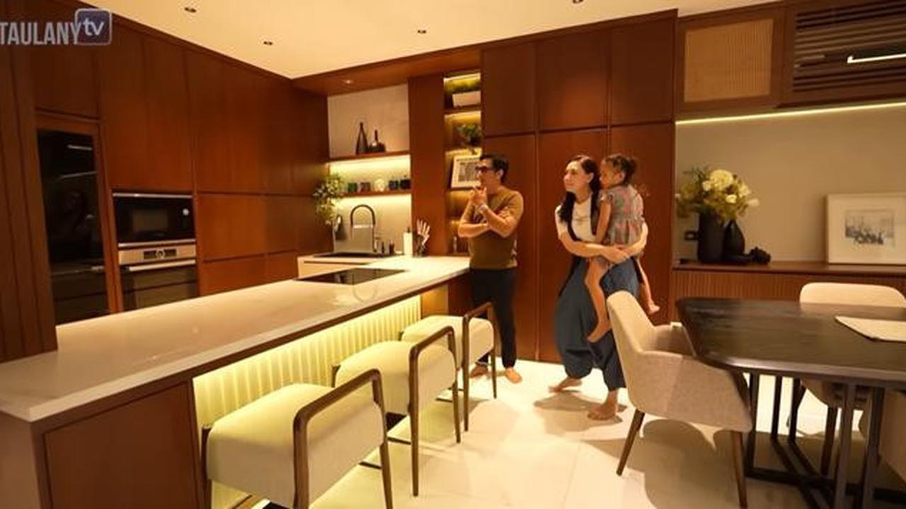 5 Potret Dapur dan Meja Makan di Rumah Mona Ratuliu dan Indra Brasco, Minimalis dan Hangat