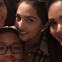 Foto selfie Ashanty bersama dengan Aurel Hermansyah, Azriel dan Krisdanyanti. (via instagram.com/ashanty_ash)