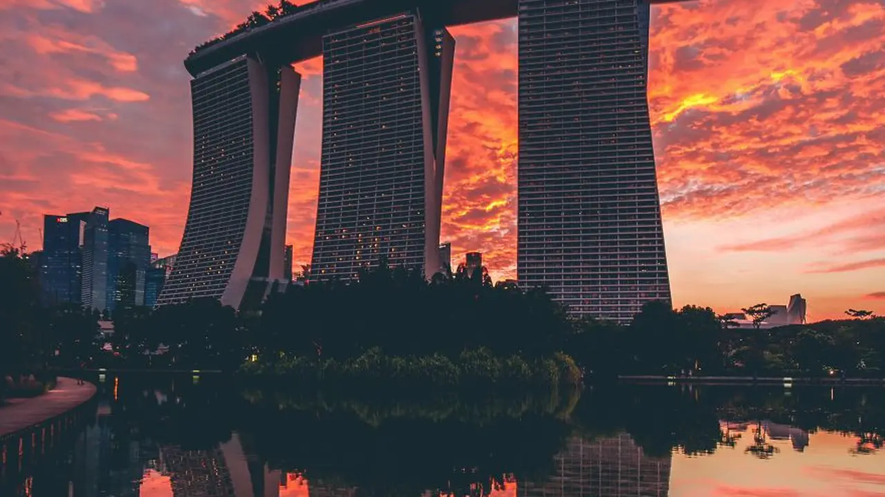 [Bintang] Singapura